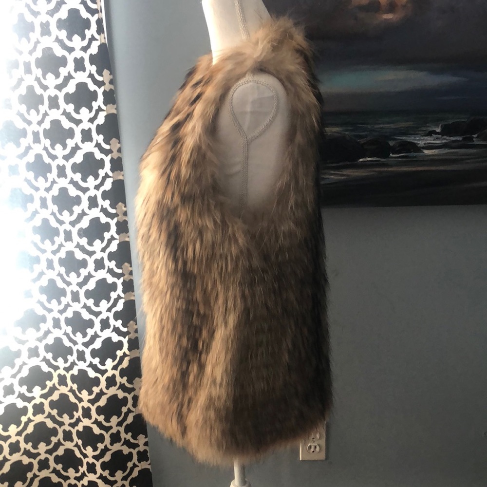 Fur Vest - Picture 2 of 8